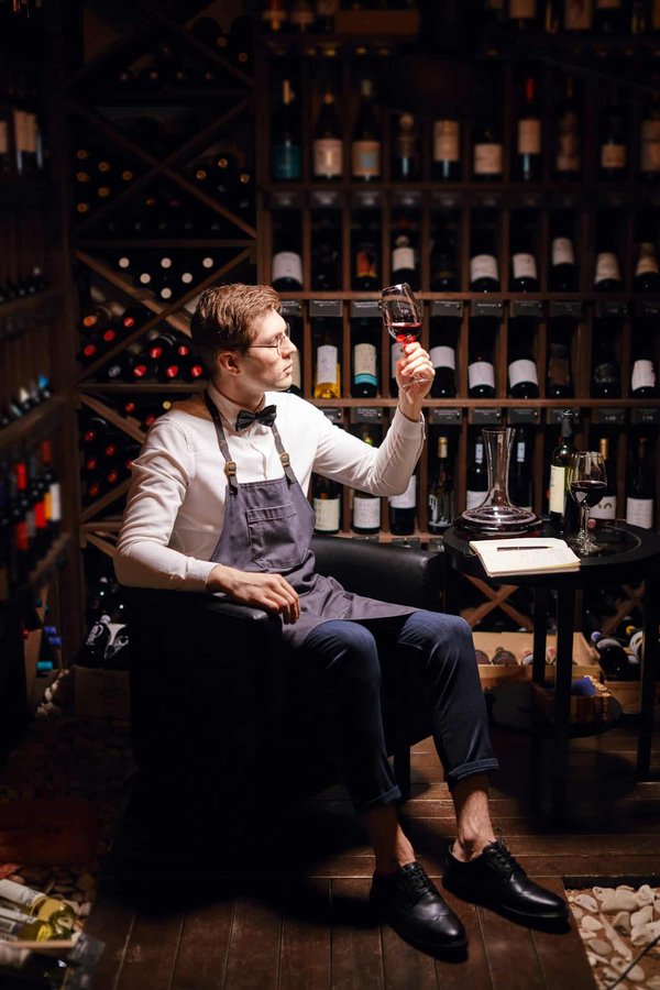 Caviste Lyon : Votre passeport pour les vins du monde